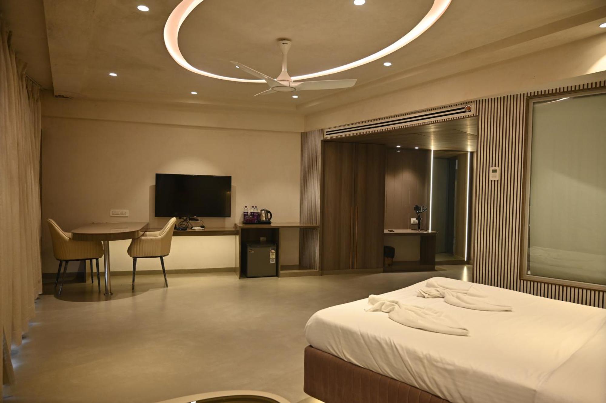 Kumar Resort By Turtle, Lonavala Luaran gambar