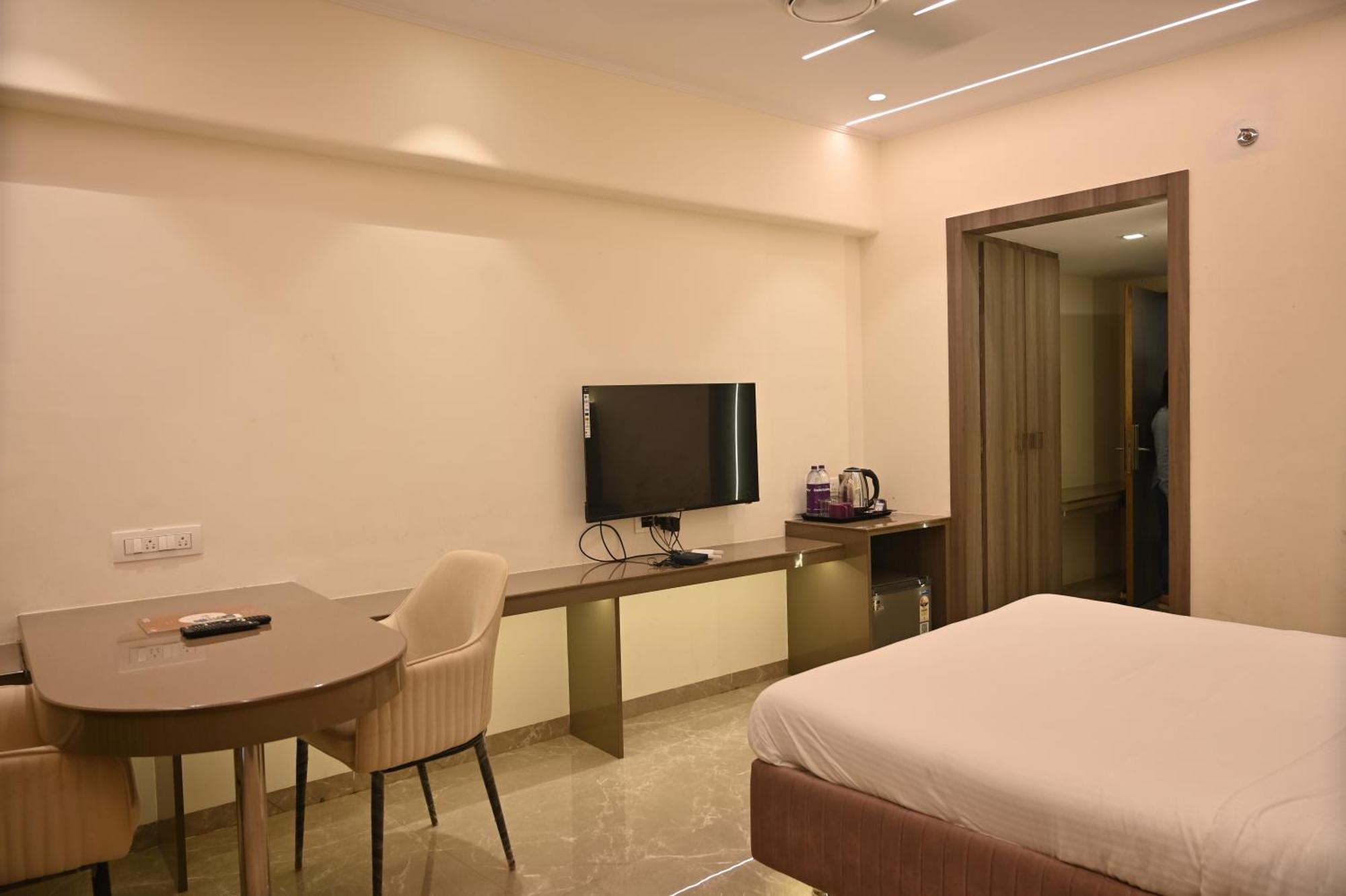 Kumar Resort By Turtle, Lonavala Luaran gambar